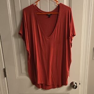 Express Women's Pink V-Neck Short Sleeve Tee